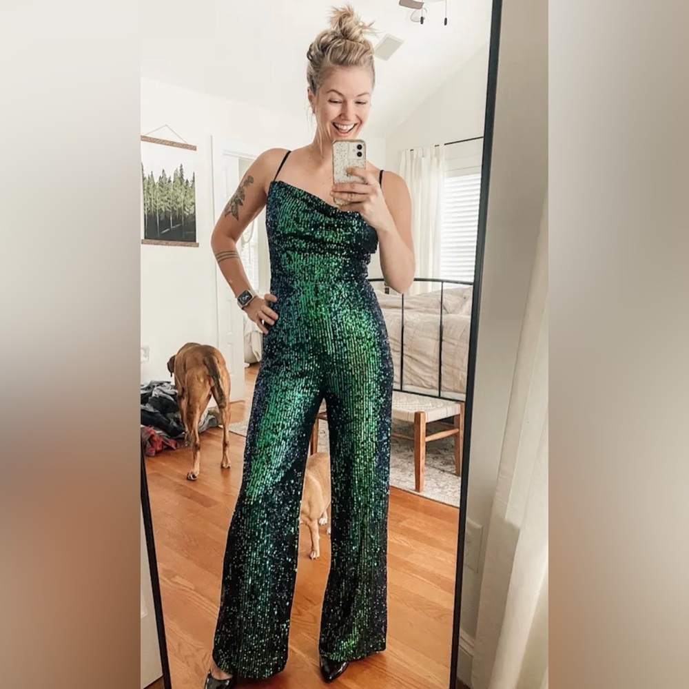 NWT Lulu’s Green Iridescent Sequin Wide-Leg Jumpsuit - Picture 5 of 15